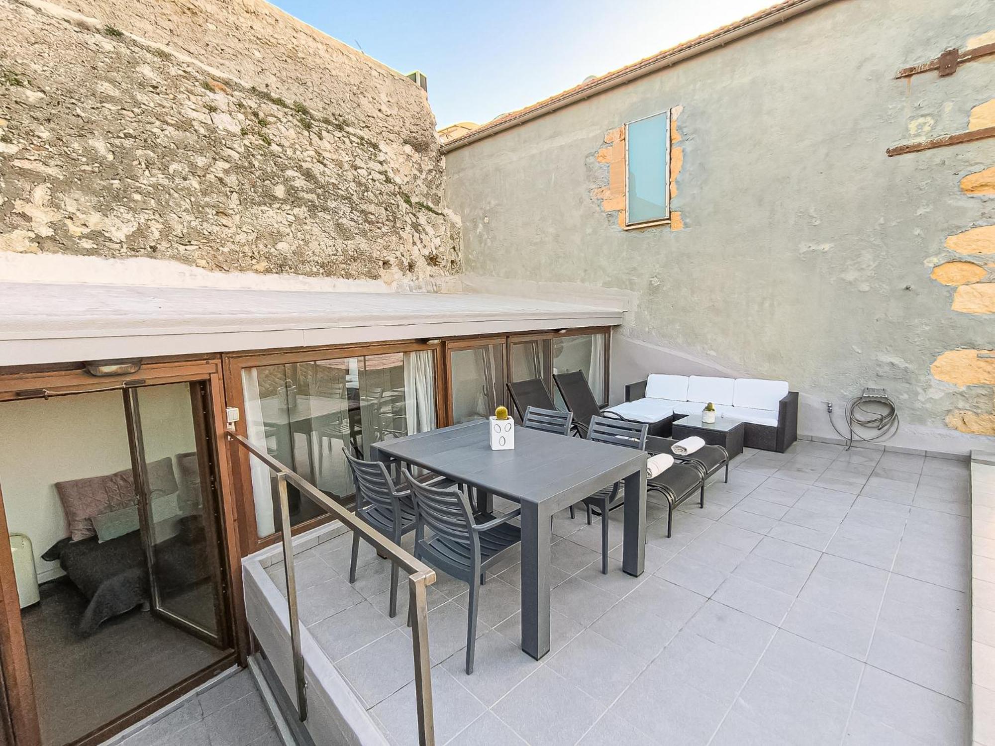 Charming Old Tannery House With Spacious Veranda And Stunning Sea View! Hanya Dış mekan fotoğraf